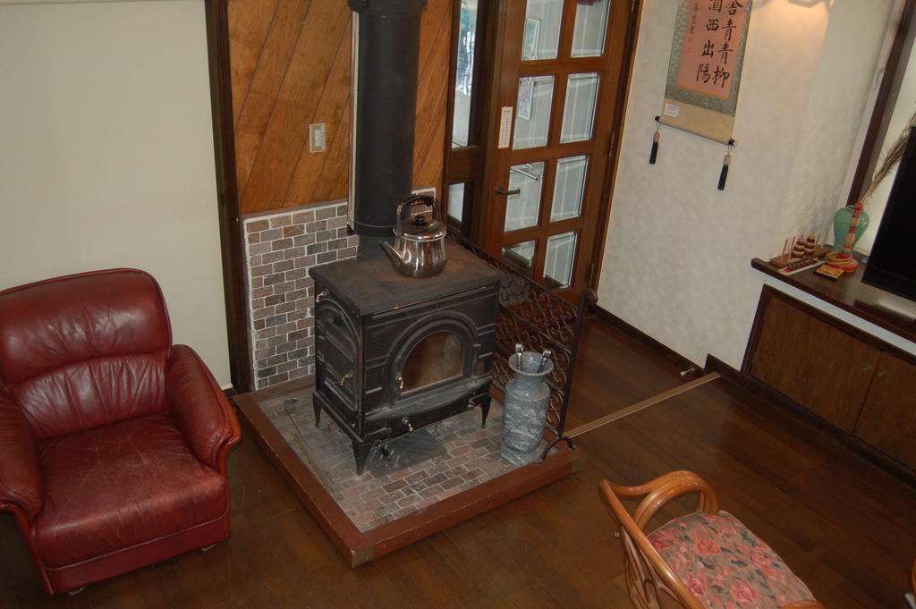 Onsen Pension Hanasakiyama Minakami Eksteriør billede