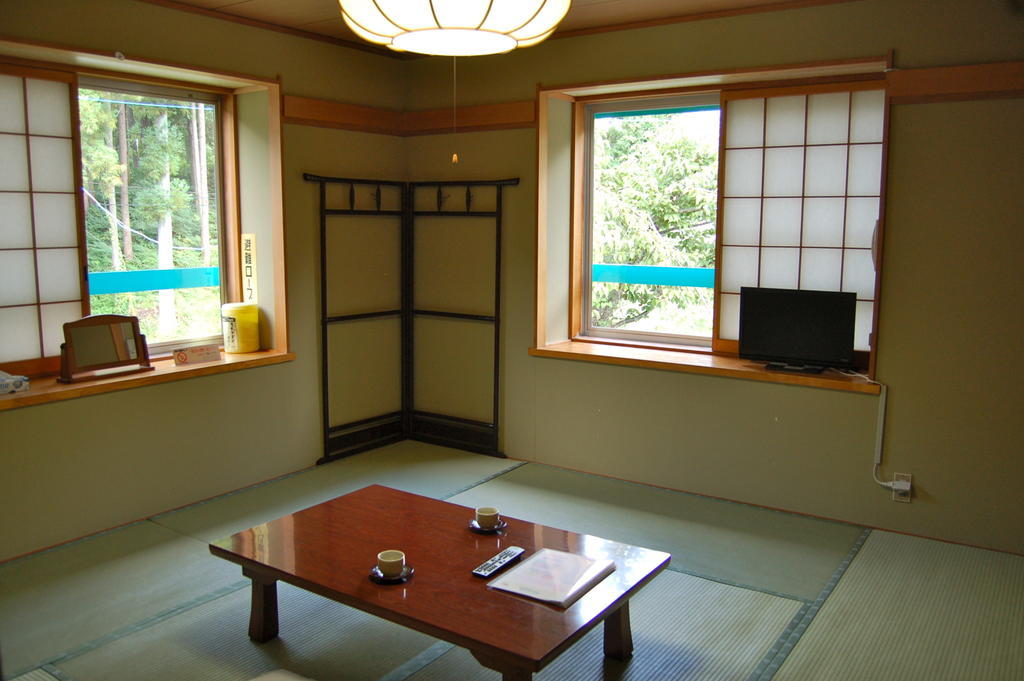 Onsen Pension Hanasakiyama Minakami Eksteriør billede